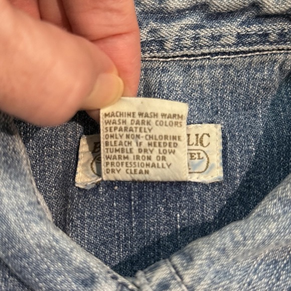 Vtg Banana Republic Safari Travel Denim Western Shirt Pearl Snap Cut Sleeves 14 - Picture 6 of 7